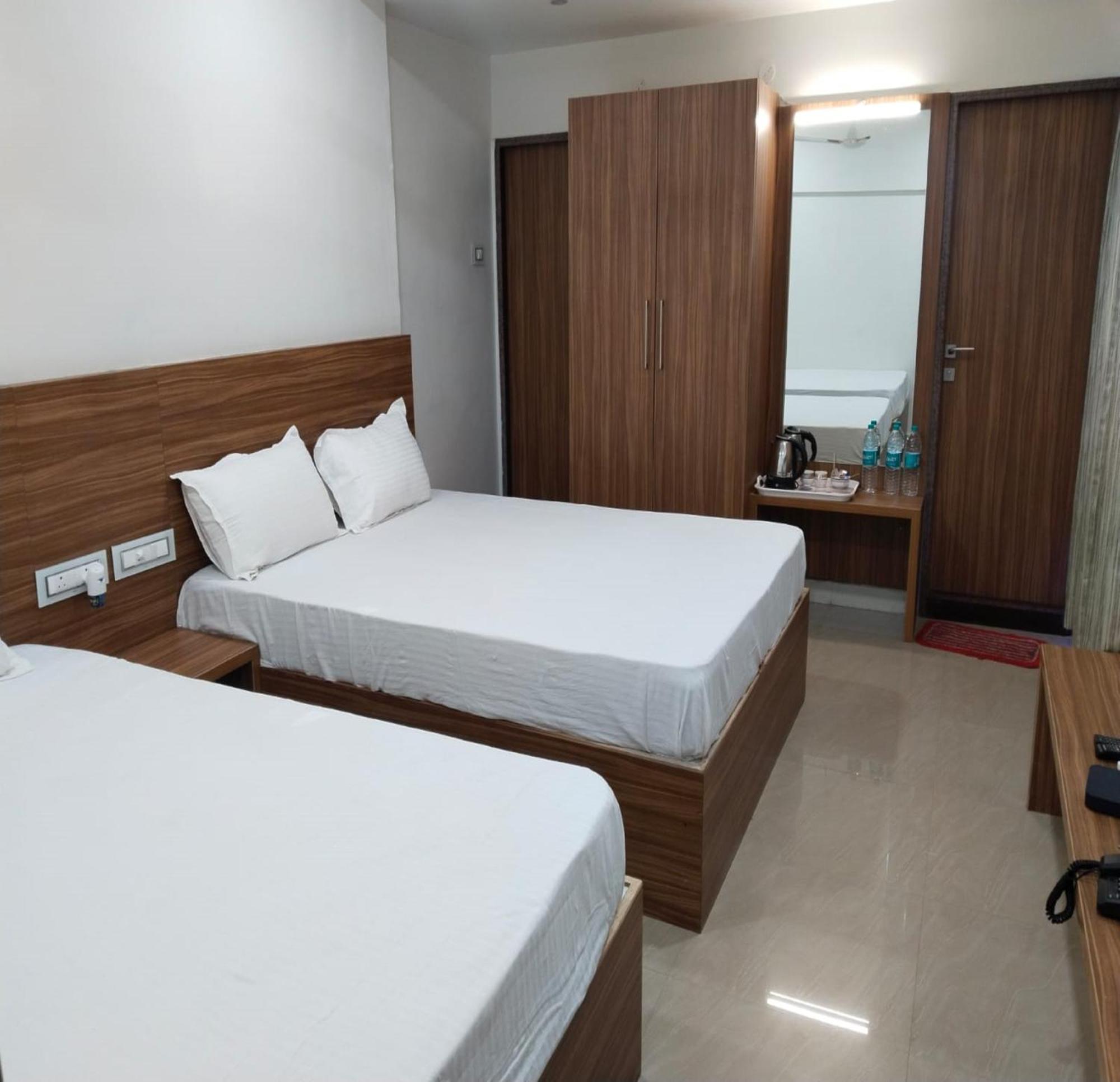 Sri Krishna Residency Srirangam Hotel Tiruchirappalli Bagian luar foto