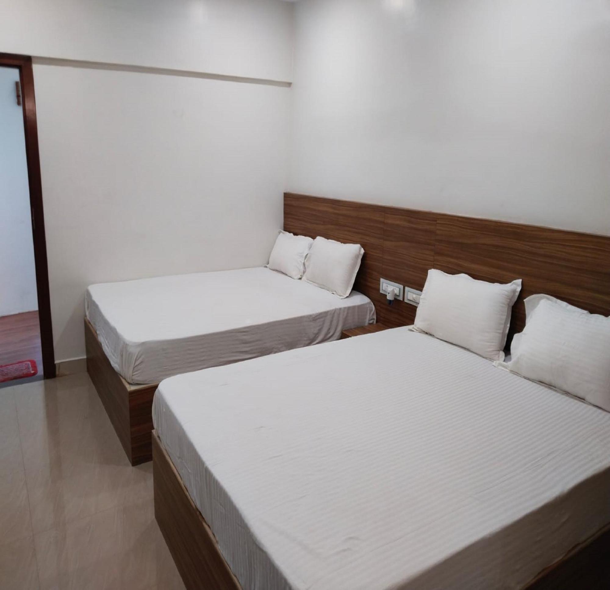 Sri Krishna Residency Srirangam Hotel Tiruchirappalli Bagian luar foto